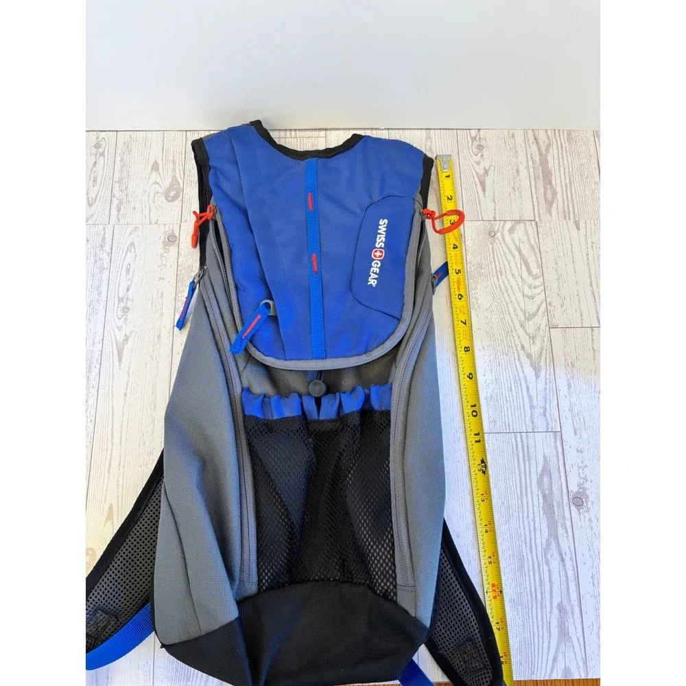 Swiss Gear Hydration Pack Backpack‎ Blue Gray Lightweight Hiking Camping